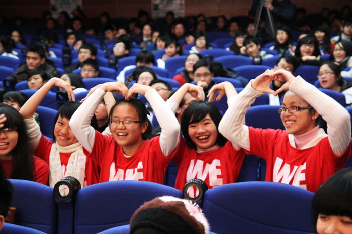 Hình ảnh ấn tượng vòng chung kết Cuộc thi Olympic tiếng Anh ảnh 15 Hình ảnh ấn tượng vòng chung kết Cuộc thi Olympic tiếng Anh ảnh 15