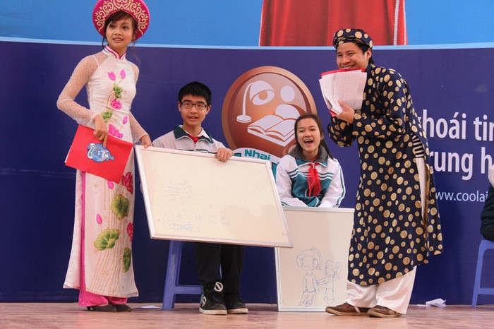 Nhiều ý tưởng thể hiện hài hước, độc đáo như: “Cá lớn nuốt cá bé”, “Mèo mù vớ cá rán”, “Sáng kiến” Nhiều ý tưởng thể hiện hài hước, độc đáo như: “Cá lớn nuốt cá bé”, “Mèo mù vớ cá rán”, “Sáng kiến”