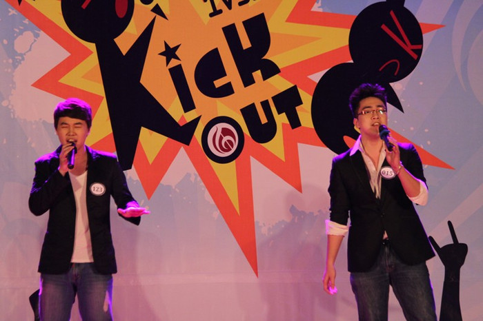 Phần thi của hai thí sinh Dương Thành Nam đến từ trường ĐH Ngoại thương Hà Nội (phải) và Chu Huy Hoàng từ trường ĐH Kinh tế Quốc Dân. Cặp đôi này đã thể hiện chất giọng ngang ngửa nhau. Sau nhiều lần thử giọng với các bài hát, BGK đã lựa chọn chất giọng của Chu Huy Hoàng vào vòng tiếp theo.