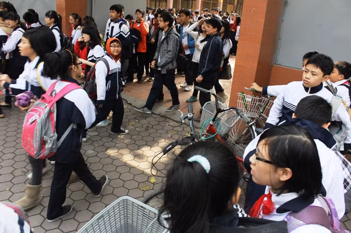 Chùm ảnh: Đổi giờ học, nên mới thế này đây! ảnh 17