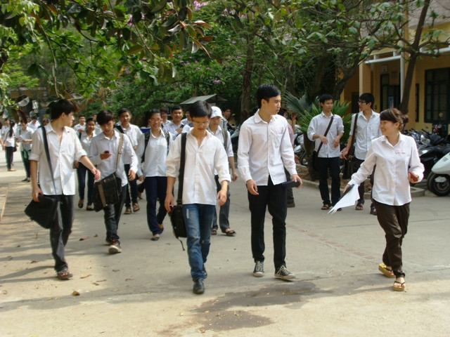 Hà Nội: Nhiều trường muốn thi thử tốt nghiệp THPT ảnh 1 Hà Nội: Nhiều trường muốn thi thử tốt nghiệp THPT ảnh 1