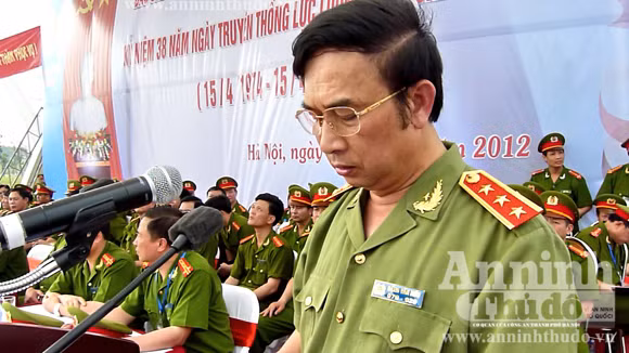 Thượng tướng Đặng Văn Hiếu – Ủy viên Trung ương Đảng, Thứ trưởng thường trực Bộ Công an chủ trì buổi lễ