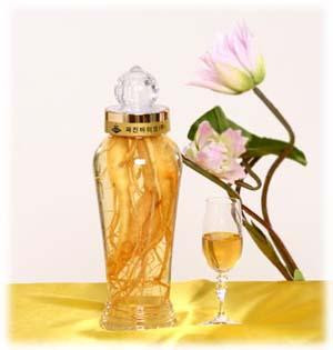 Rượu nhân sâm - câu kỷ tử: Thành phần gồm: 30gr nhân sâm, nửa kg câu kỷ tử, 200gr thục địa, 2 kg đường phèn, và 5 lít rượu trắng loại ngon. Xem thêm: Ruợu rắn: "thần dược" hay "thuốc độc"? / Những món ăn dân dã cực tốt cho sức khỏe (P7)