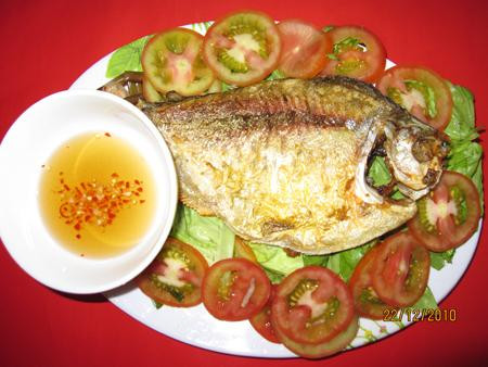 Nhìn chung, thịt cá chim, dù là cá chim trắng, chim đen hay chim trắng nước ngọt đều là loại thực phẩm ngon và nhiều chất dinh dưỡng, giàu omega - 3, nhiều protein có lợi cho sức khỏe. Cá chim thường được bán trên thị trường dưới các dạng đông lạnh nguyên con, phi lê đông lạnh tươi, cắt khúc đông lạnh tươi. Xem thêm: Những loại cá nước ngọt cực tốt cho sức khỏe/ Những loài hoa tốt cho sức khỏe Nhìn chung, thịt cá chim, dù là cá chim trắng, chim đen hay chim trắng nước ngọt đều là loại thực phẩm ngon và nhiều chất dinh dưỡng, giàu omega - 3, nhiều protein có lợi cho sức khỏe. Cá chim thường được bán trên thị trường dưới các dạng đông lạnh nguyên con, phi lê đông lạnh tươi, cắt khúc đông lạnh tươi. Xem thêm: Những loại cá nước ngọt cực tốt cho sức khỏe/ Những loài hoa tốt cho sức khỏe