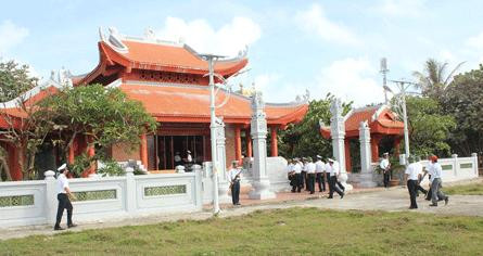 Đền thờ Bác Hồ trên đảo Trường Sa Lớn Đền thờ Bác Hồ trên đảo Trường Sa Lớn
