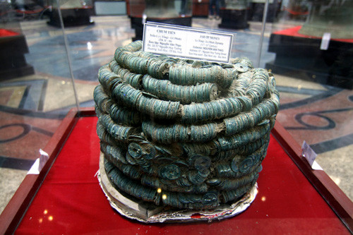 Chum tiền thế kỷ XI thời nhà Lý.