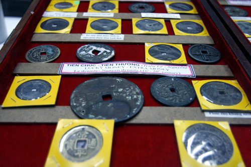 Tiền chúc, tiền thường thời nhà Lý - Nguyễn.