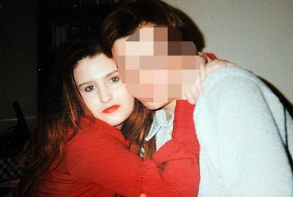 Cô Vikki và bạn trai cũ.