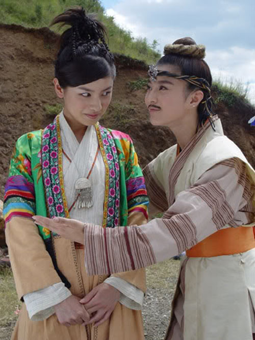 3. Phạm Băng Băng Xem thêm: Những gương mặt make up "thất bại" của người đẹp / Quá sành điệu, Phạm Băng Băng biến đàn em thành "hàng nhái"? 3. Phạm Băng Băng Xem thêm: Những gương mặt make up "thất bại" của người đẹp / Quá sành điệu, Phạm Băng Băng biến đàn em thành "hàng nhái"?