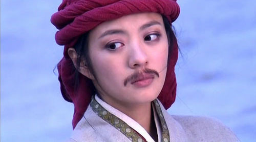 5. An Dĩ Hiên Xem thêm: Những gương mặt make up "thất bại" của người đẹp / Quá sành điệu, Phạm Băng Băng biến đàn em thành "hàng nhái"? 5. An Dĩ Hiên Xem thêm: Những gương mặt make up "thất bại" của người đẹp / Quá sành điệu, Phạm Băng Băng biến đàn em thành "hàng nhái"?