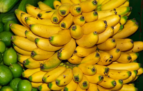 Chuối cũng là một trong số ít các loại thực phẩm cung cấp cho bạn năng lượng và nó cũng được coi như một liệu pháp tự nhiên giúp cải thiện chứng rối loạn cương dương ở nam giới.