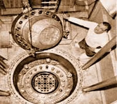 Lò phản ứng hạt nhân-nơi cung cấp năng lượng cho cả căn cứ