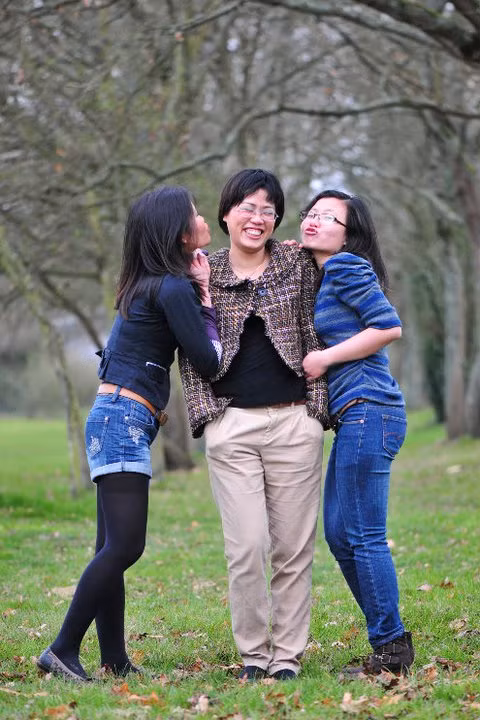 Chị này bị "cưỡng hôn" rồi