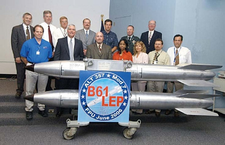 Bom hạt nhân chiến thuật B61-7 Mỹ Bom hạt nhân chiến thuật B61-7 Mỹ