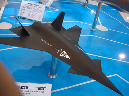 Mô hình máy bay chiến đấu không người lái Ám Kiếm của Trung Quốc