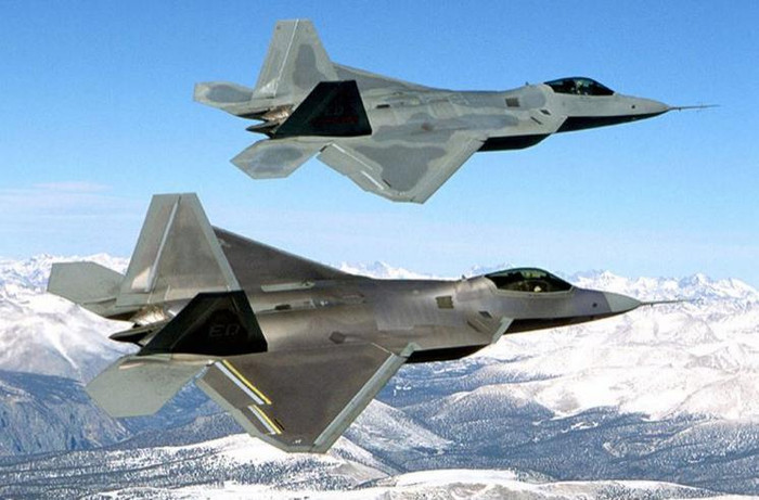 Máy bay chiến đấu tàng hình F-22 Mỹ