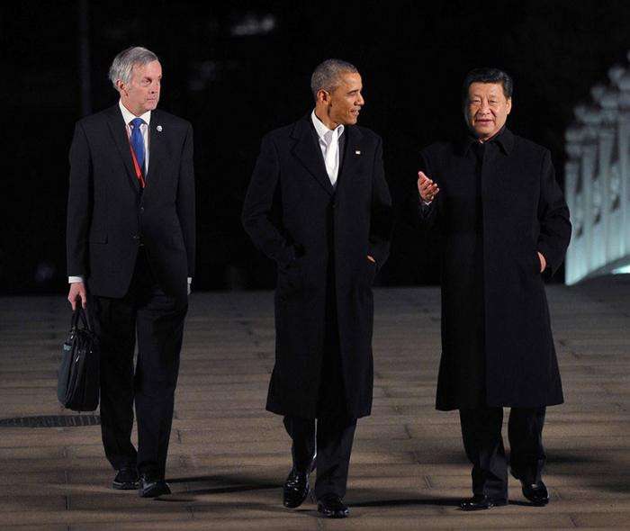 Tổng thống Mỹ Barack Obama và Chủ tịch Trung Quốc Tập Cận Bình tại Bắc Kinh ngày 11 tháng 11 năm 2014 Tổng thống Mỹ Barack Obama và Chủ tịch Trung Quốc Tập Cận Bình tại Bắc Kinh ngày 11 tháng 11 năm 2014