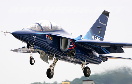 Máy bay huấn luyện M-346 Italia