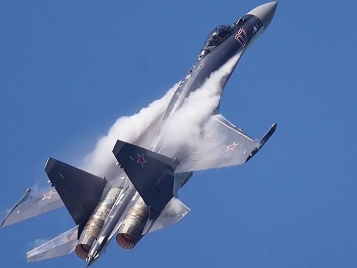 Máy bay chiến đấu đa năng Su-35 Nga Máy bay chiến đấu đa năng Su-35 Nga