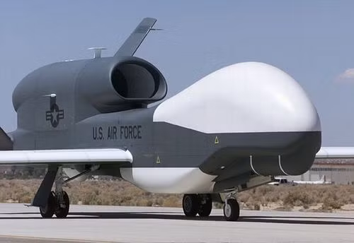 Máy bay do thám không người lái Global Hawk do Mỹ chế tạo
