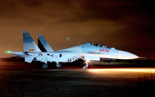 Máy bay chiến đấu Su-30 của Không quân Việt Nam Máy bay chiến đấu Su-30 của Không quân Việt Nam
