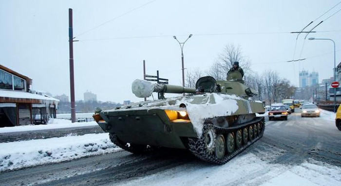 Hình ảnh minh họa trên trang mạng Đài tiếng nói Đức khii đưa tin về việc Tổng thống Ukraine kêu gọi Nga "rút quân" khỏi Ukraine Hình ảnh minh họa trên trang mạng Đài tiếng nói Đức khii đưa tin về việc Tổng thống Ukraine kêu gọi Nga "rút quân" khỏi Ukraine