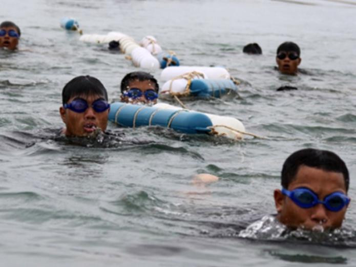 Người nhái huấn luyện Người nhái huấn luyện