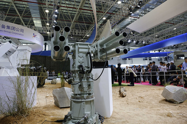 Rocket chống người nhái CS-ARI 55 mm Trung Quốc khoe tại Triển lãm hàng không Chu Hải 2014 Rocket chống người nhái CS-ARI 55 mm Trung Quốc khoe tại Triển lãm hàng không Chu Hải 2014