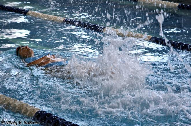 Tập bơi ngửa Tập bơi ngửa