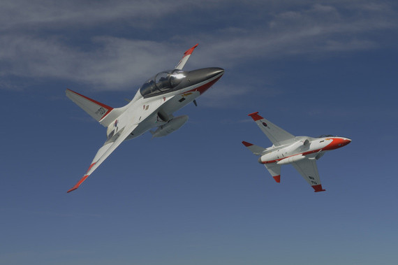 Máy bay huấn luyện cao cấp T-50