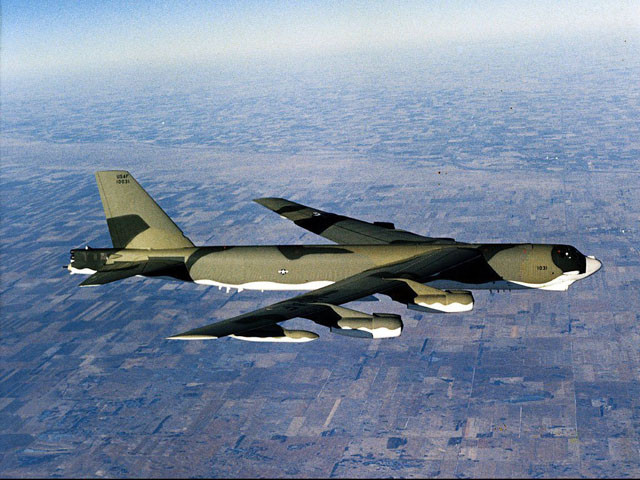 Máy bay ném bom chiến lược B-52 Mỹ vừa tham gia diễn tập quân sự liên hợp Hàn-Mỹ