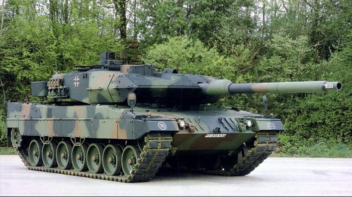 Xe tăng chiến đấu Leopard-2A6 do Đức chế tạo Xe tăng chiến đấu Leopard-2A6 do Đức chế tạo