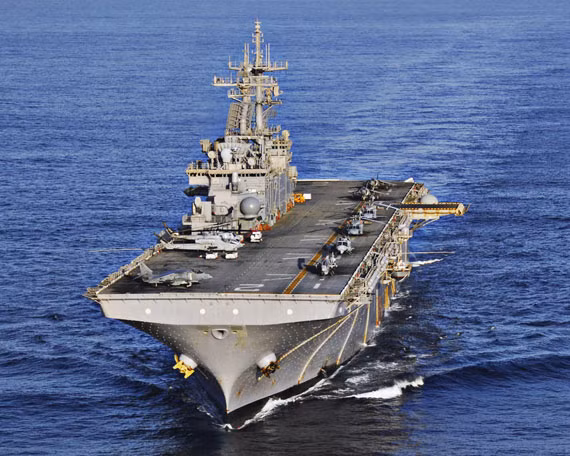 Tàu tấn công đổ bộ USS Essex, Hải quân Mỹ
