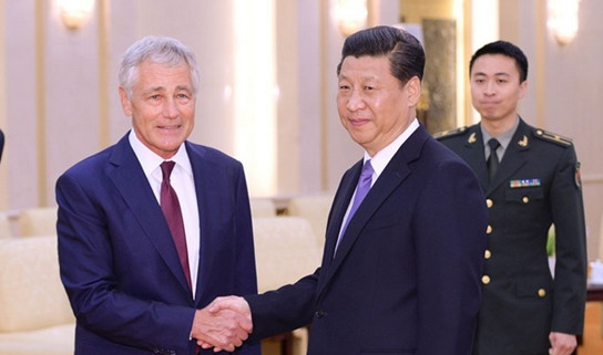 Ngày 9 tháng 4 năm 2014, Chủ tịch Trung Quốc Tập Cận Bình hội kiến với Bộ trưởng Quốc phòng Mỹ Chuck Hagel Ngày 9 tháng 4 năm 2014, Chủ tịch Trung Quốc Tập Cận Bình hội kiến với Bộ trưởng Quốc phòng Mỹ Chuck Hagel