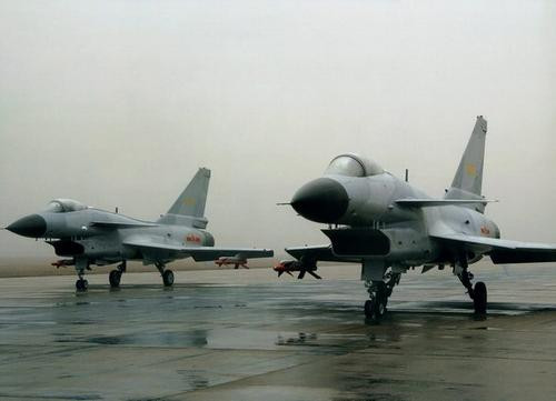 Máy bay chiến đấu J-10 của Không quân Trung Quốc Máy bay chiến đấu J-10 của Không quân Trung Quốc