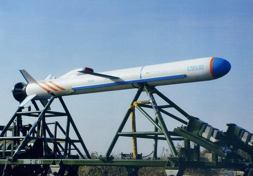 Tên lửa chống hạm C-705 do Trung Quốc chế tạo Tên lửa chống hạm C-705 do Trung Quốc chế tạo