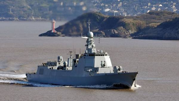 Tàu khu trục tên lửa Type 052D thứ hai của Trung Quốc chạy thử trên biển