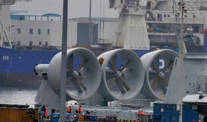 Tàu đổ bộ đệm khí cỡ lớn Zubr do Ukraine chế tạo Tàu đổ bộ đệm khí cỡ lớn Zubr do Ukraine chế tạo