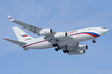 Máy bay chở khách cỡ lớn IL-96 do Nga tự nghiên cứu chế tạo Máy bay chở khách cỡ lớn IL-96 do Nga tự nghiên cứu chế tạo