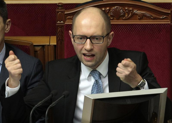 Thủ tướng tạm quyền Ukraine Ukraine Yatsenyuk: Nga là "bọn cướp được vũ trang tận răng"