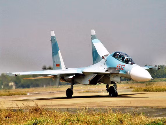 Máy bay chiến đấu Su-30MK2 của Không quân Việt Nam