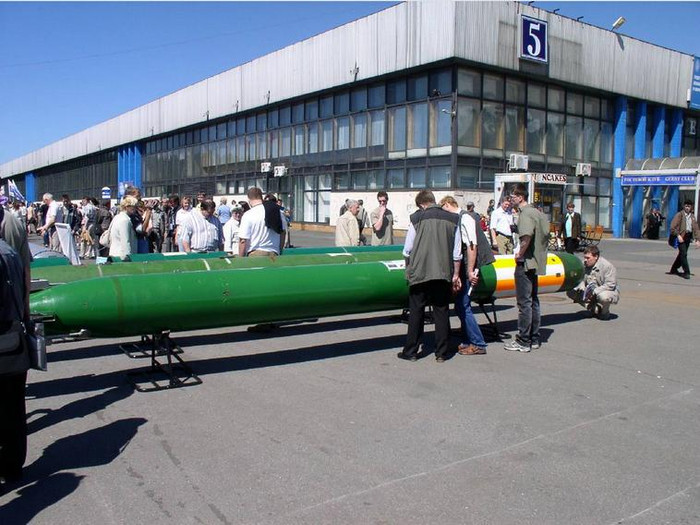 Ngư lôi siêu nặng UGST Hải quân Nga Ngư lôi siêu nặng UGST Hải quân Nga