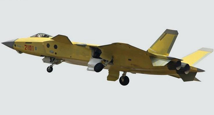 Máy bay chiến đấu tàng hình J-20 số hiệu 2101 Trung Quốc bay thử Máy bay chiến đấu tàng hình J-20 số hiệu 2101 Trung Quốc bay thử