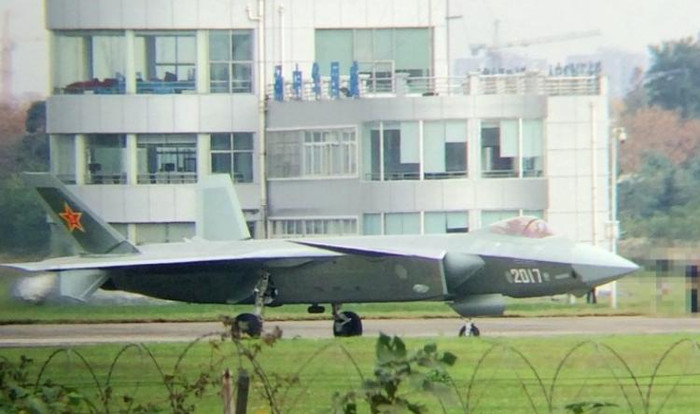 Máy bay chiến đấu tàng hình J-20 số hiệu 2017 Trung Quốc Máy bay chiến đấu tàng hình J-20 số hiệu 2017 Trung Quốc