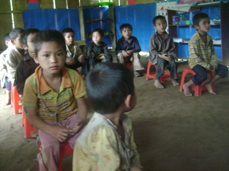 .... là học sinh đi học đầy đủ, khỏe mạnh (ảnh Xuân Hòa) .... là học sinh đi học đầy đủ, khỏe mạnh (ảnh Xuân Hòa)