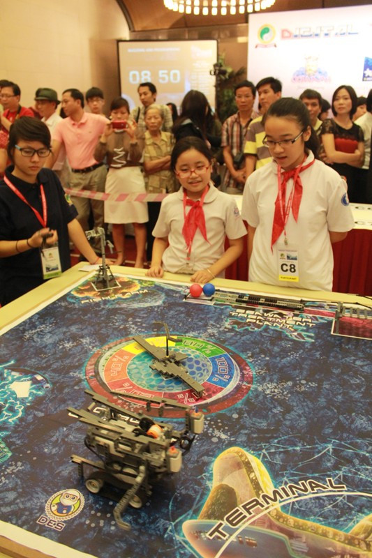 >>Xem clip màn trình diễn siêu Robot của học sinh Việt Nam Hotgirl Yến Korea làm lu mờ cả hoa cỏ mùa xuân Á hậu Việt Đỗ Hoàng Anh - Ngôi sao sáng của ĐH Văn hóa Hà Nội >>Hoa khôi các trường đại học, cao đẳng >>Xem clip màn trình diễn siêu Robot của học sinh Việt Nam Hotgirl Yến Korea làm lu mờ cả hoa cỏ mùa xuân Á hậu Việt Đỗ Hoàng Anh - Ngôi sao sáng của ĐH Văn hóa Hà Nội >>Hoa khôi các trường đại học, cao đẳng