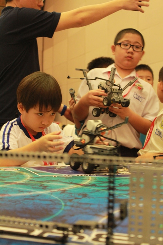 Căng thẳng điều khiển Robot. Hotgirl Yến Korea làm lu mờ cả hoa cỏ mùa xuân Á hậu Việt Đỗ Hoàng Anh - Ngôi sao sáng của ĐH Văn hóa Hà Nội >>Hoa khôi các trường đại học, cao đẳng >>Xem clip màn trình diễn siêu Robot của học sinh Việt Nam Căng thẳng điều khiển Robot. Hotgirl Yến Korea làm lu mờ cả hoa cỏ mùa xuân Á hậu Việt Đỗ Hoàng Anh - Ngôi sao sáng của ĐH Văn hóa Hà Nội >>Hoa khôi các trường đại học, cao đẳng >>Xem clip màn trình diễn siêu Robot của học sinh Việt Nam