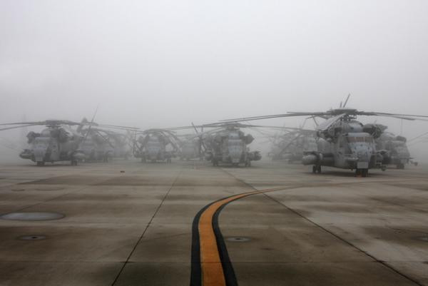 CH-5 Super Stallion cất canhst lần đầu tiên vào năm 1974. Trực thăng hạng nặng CH-53 Super Stallion bắt đầu được đưa vào biên chế cho Lực lượng thuỷ quân lục chiến Mỹ từ năm 1981. CH-5 Super Stallion cất canhst lần đầu tiên vào năm 1974. Trực thăng hạng nặng CH-53 Super Stallion bắt đầu được đưa vào biên chế cho Lực lượng thuỷ quân lục chiến Mỹ từ năm 1981.