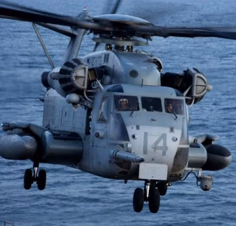 Trực thăng vận tải hạng nặng CH-53 Super Stallion. Trực thăng vận tải hạng nặng CH-53 Super Stallion.