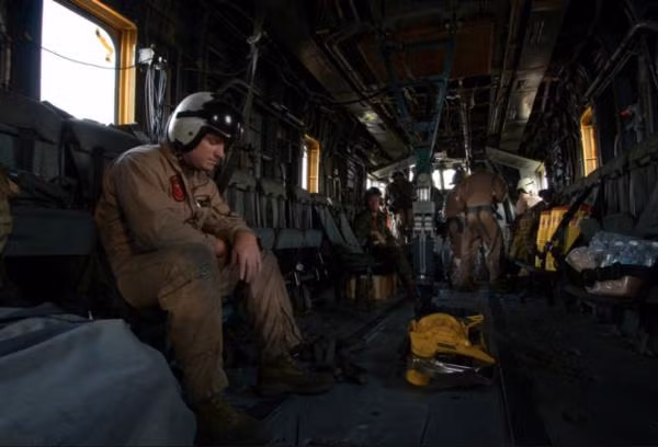 CH-53 Super Stallion chủ yếu được Lực lượng thuỷ quân lục chiến Mỹ sử dụng trong các chiến dịch đổ bộ, thực trực thăng vận nhằm vận chuyển và di rời các trang thiết bị vũ khí hạng nặng phục vụ nhiệm vụ chiến đấu. CH-53 Super Stallion chủ yếu được Lực lượng thuỷ quân lục chiến Mỹ sử dụng trong các chiến dịch đổ bộ, thực trực thăng vận nhằm vận chuyển và di rời các trang thiết bị vũ khí hạng nặng phục vụ nhiệm vụ chiến đấu.